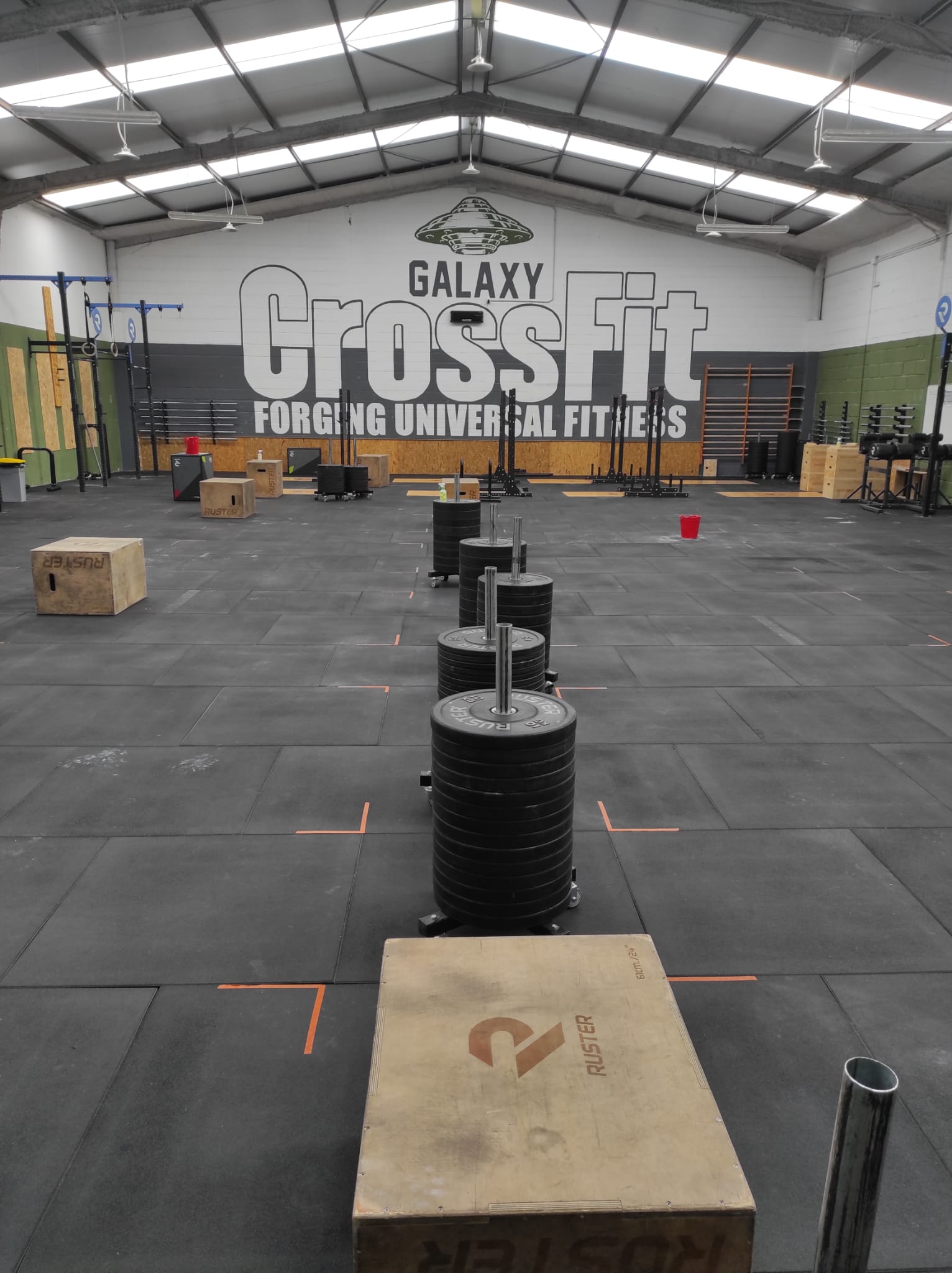 Box Galaxy Crossfir Sevilla